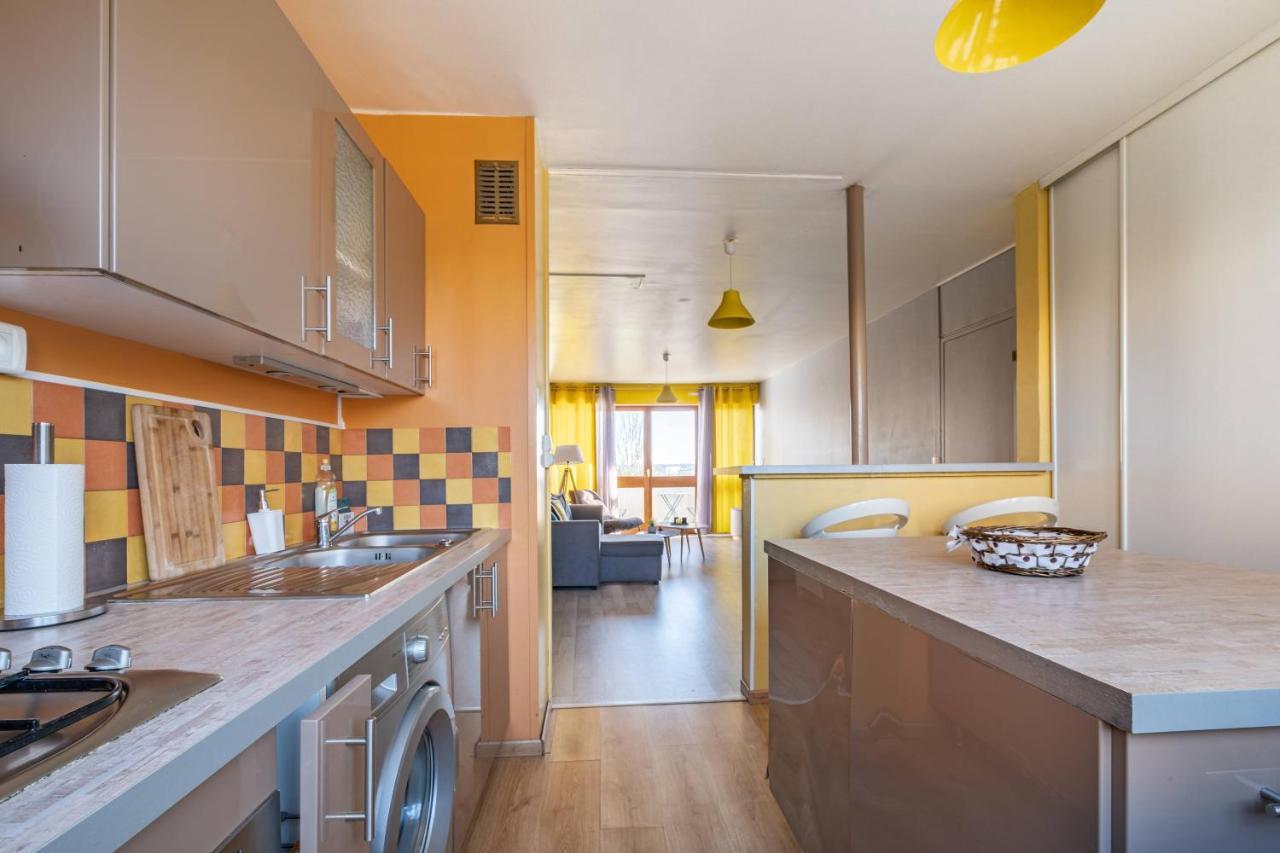 Appartement Spacieux Equipe Avec Wifi Бурж Екстериор снимка