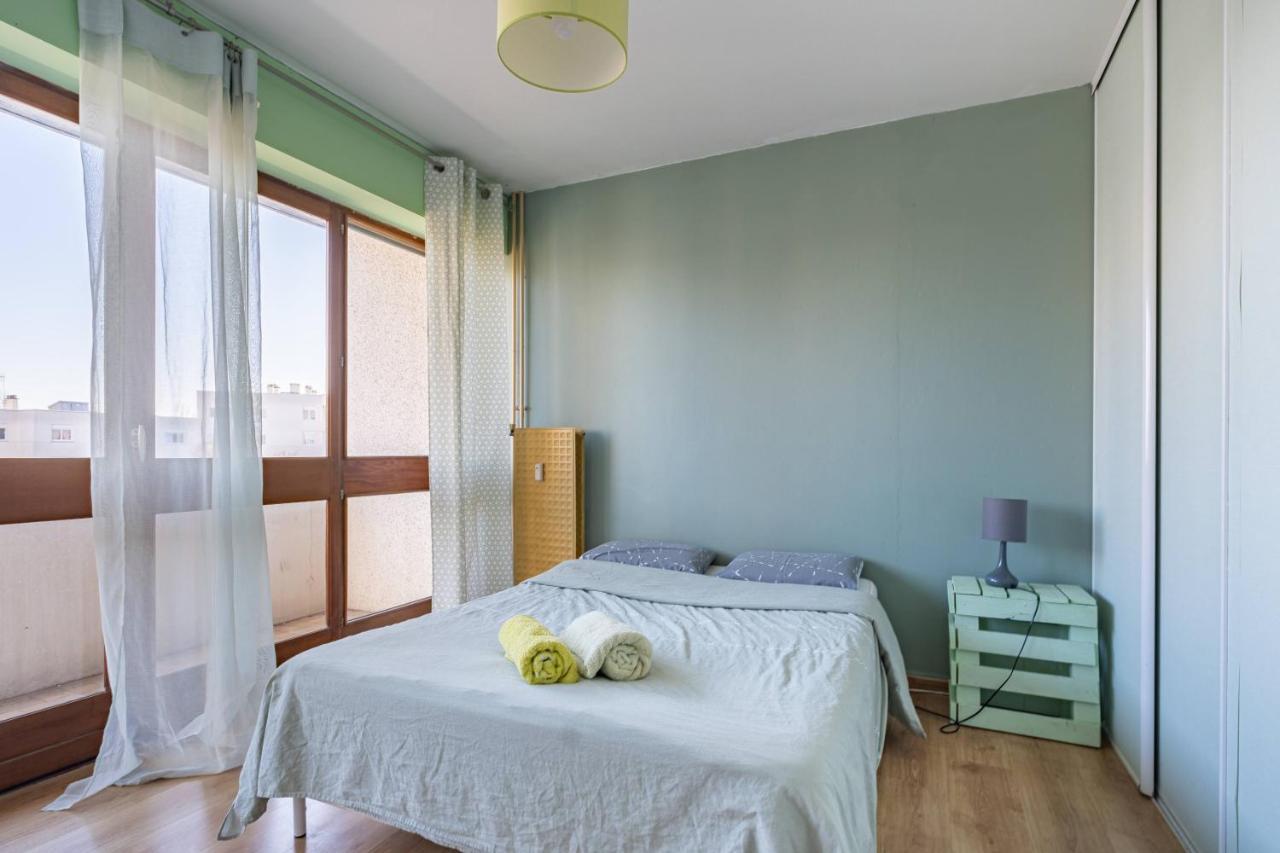 Appartement Spacieux Equipe Avec Wifi Бурж Екстериор снимка